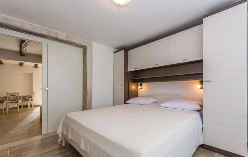 Apartment Nena- Apartman Sa Posebnim Ulazom U Prizemlju, Terasom I Zelenom Okucnicom Rakotule Kültér fotó